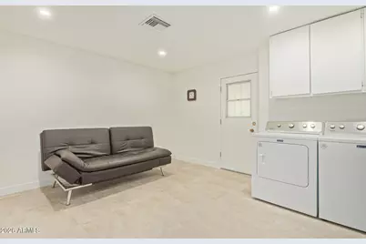 9830 W Evergreen Drive, Sun City, AZ 85373 - Photo 16