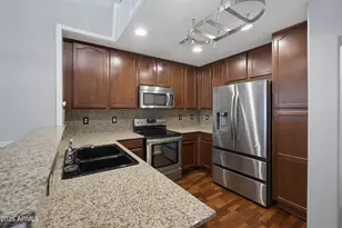 5629 S 21st Pl, Phoenix, AZ 85040 - Photo 20