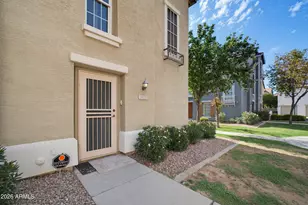 5629 S 21st Pl, Phoenix, AZ 85040 - Photo 1
