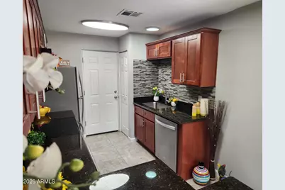 3026 E Brill Street #4, Phoenix, AZ 85008 - Photo 4