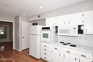 10402 W Wininger Cir, Sun City, AZ 85351 - Photo 14