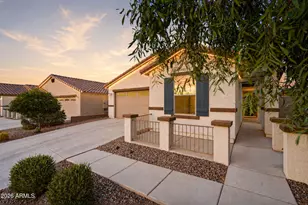5817 S 30th Glen, Phoenix, AZ 85041 - Photo 2