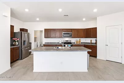 1534 S 182nd Lane, Goodyear, AZ 85338 - Photo 6