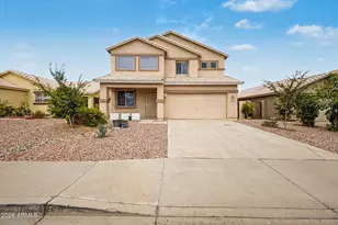 15338 W Mauna Loa Ln, Surprise, AZ 85379 - Photo 2