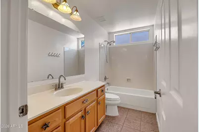 24250 N 39th Avenue, Glendale, AZ 85310 - Photo 16