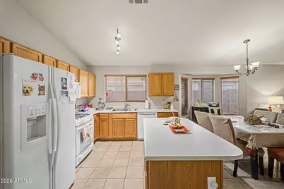 6458 W Saddlehorn Road, Phoenix, AZ 85083 - Photo 10