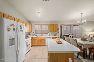 6458 W Saddlehorn Rd, Phoenix, AZ 85083 - Photo 10