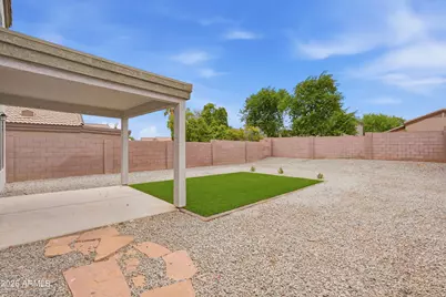 11324 W Madisen Ellise Drive, Surprise, AZ 85378 - Photo 38