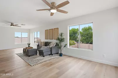 11324 W Madisen Ellise Drive, Surprise, AZ 85378 - Photo 12