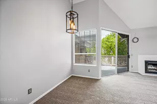 1633 E Lakeside Dr, Gilbert, AZ 85234 - Photo 14
