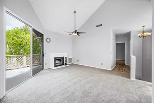1633 E Lakeside Dr, Gilbert, AZ 85234 - Photo 10