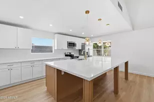 7742 W Cherry Hills Dr, Peoria, AZ 85345 - Photo 12