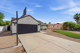 7742 W Cherry Hills Dr, Peoria, AZ 85345 - Photo 2