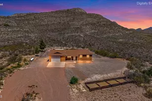 2251 N Spanish Trail, Huachuca City, AZ 85616 - Photo 1