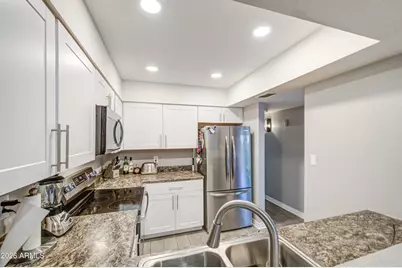 916 S Hacienda Drive #A, Tempe, AZ 85281 - Photo 8
