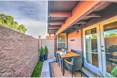 916 S Hacienda Drive #A, Tempe, AZ 85281 - Photo 2