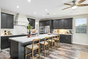 2434 W Sienna Bouquet Pl, Phoenix, AZ 85085 - Photo 12
