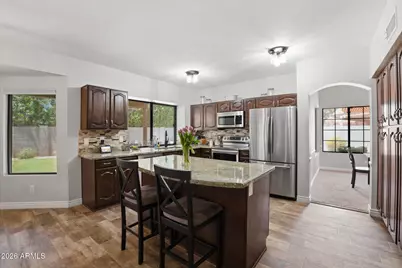 9680 S Dromedary Drive, Tempe, AZ 85284 - Photo 10