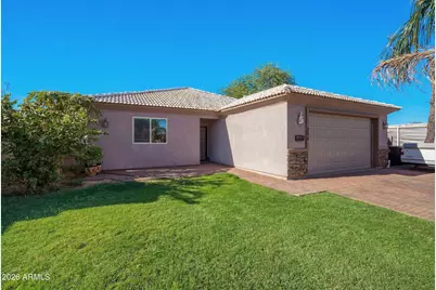 206 W Rio Vista Lane, Avondale, AZ 85323 - Photo 2