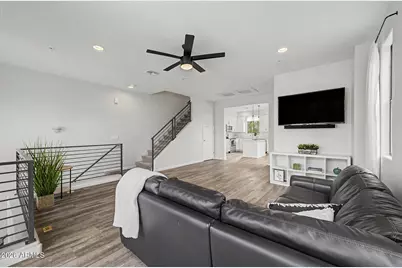 2090 S Dorsey Lane #1030, Tempe, AZ 85282 - Photo 8
