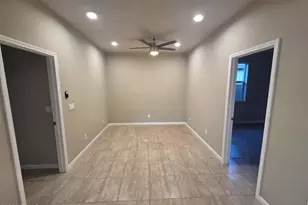913 E Fremont Rd, Phoenix, AZ 85042 - Photo 4