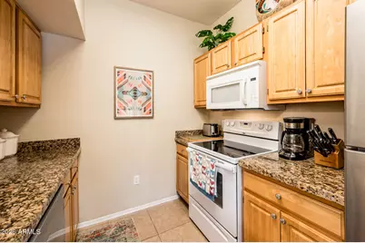 14950 W Mountain View Boulevard #4109, Surprise, AZ 85374 - Photo 12