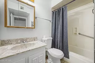 5232 W Mauna Loa Ln, Glendale, AZ 85306 - Photo 10