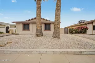5232 W Mauna Loa Ln, Glendale, AZ 85306 - Photo 4