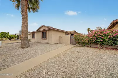 5232 W Mauna Loa Lane, Glendale, AZ 85306 - Photo 1