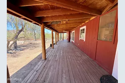 602 W Circle Mountain Road, New River, AZ 85087 - Photo 2