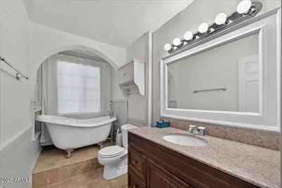 602 W Circle Mountain Road, New River, AZ 85087 - Photo 8