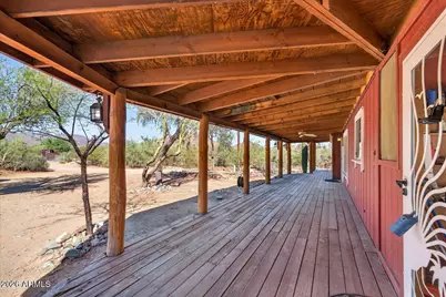 602 W Circle Mountain Road, New River, AZ 85087 - Photo 4