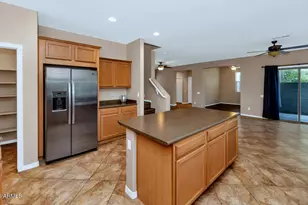 2157 W Scully Dr, Phoenix, AZ 85023 - Photo 8