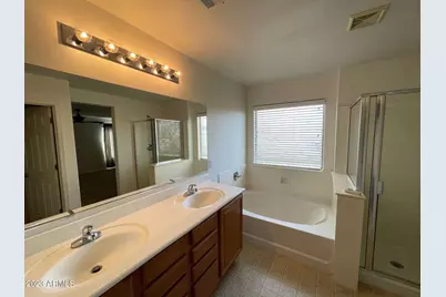 18235 N Alicia Court, Maricopa, AZ 85138 - Photo 14