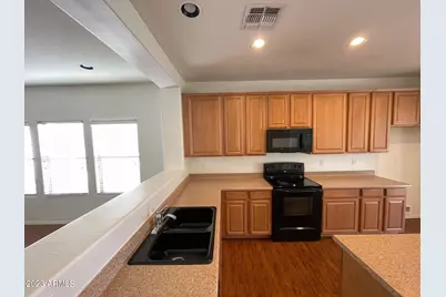 18235 N Alicia Court, Maricopa, AZ 85138 - Photo 8