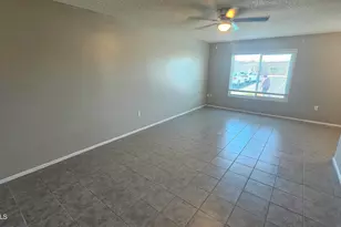 13611 N 98th Ave, Sun City, AZ 85351 - Photo 8