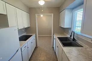 13611 N 98th Ave, Sun City, AZ 85351 - Photo 6