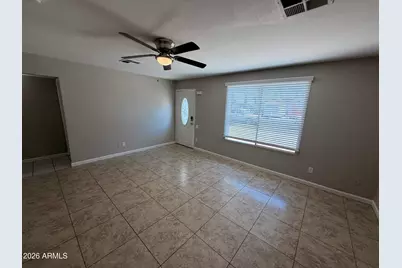 5318 W Windsor Avenue, Phoenix, AZ 85035 - Photo 2