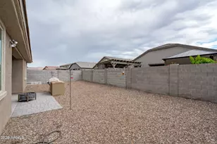 16860 W Buckhorn Trl, Surprise, AZ 85387 - Photo 32