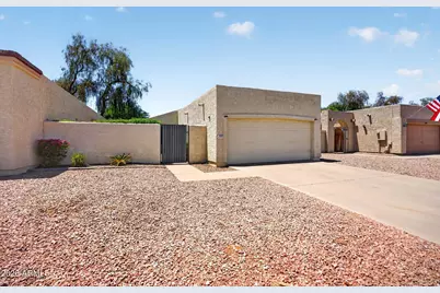 1777 W El Monte Place, Chandler, AZ 85224 - Photo 2