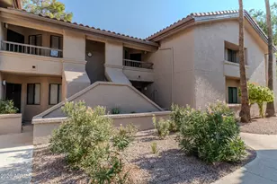 9450 N 94th Pl, Scottsdale, AZ 85258 - Photo 1