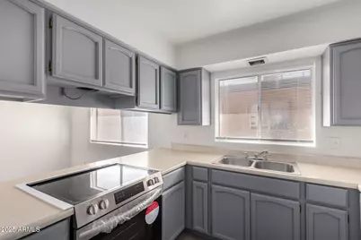 615 N Arrowhead Drive #Apt 3, Chandler, AZ 85224 - Photo 12