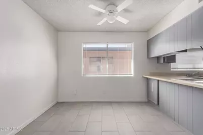 615 N Arrowhead Drive #Apt 3, Chandler, AZ 85224 - Photo 10