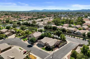 910 S Paradise Dr, Gilbert, AZ 85233 - Photo 50