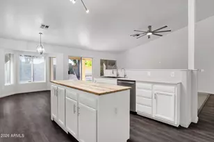910 S Paradise Dr, Gilbert, AZ 85233 - Photo 22