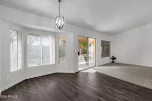 910 S Paradise Dr, Gilbert, AZ 85233 - Photo 18