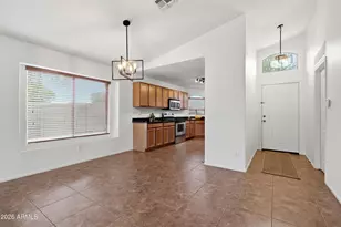 2956 E Shady Spring Trail, Phoenix, AZ 85024 - Photo 6