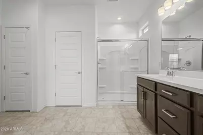 9004 W Georgia Avenue, Glendale, AZ 85305 - Photo 4
