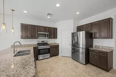 9004 W Georgia Avenue, Glendale, AZ 85305 - Photo 14