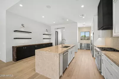 3210 E Oregon Avenue, Phoenix, AZ 85018 - Photo 24